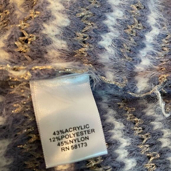 NWT
RAGA
Beach Club Pullover Sweater
Size M - Picture 7 of 8